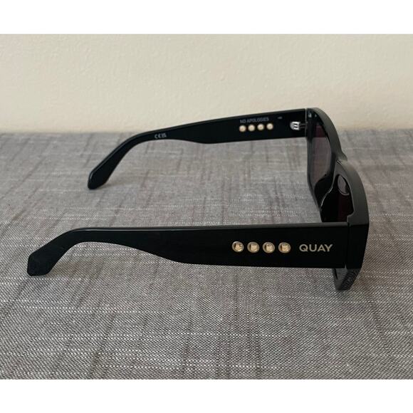 New Quay No Apologies Womens Smoke Lens Black Angled Square Sunglasses main image 8
